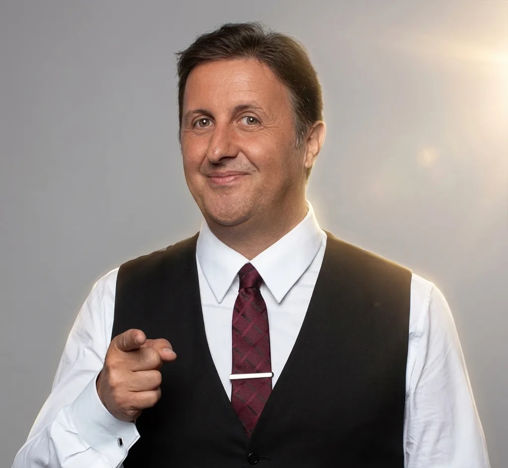 İlker Ayrık 